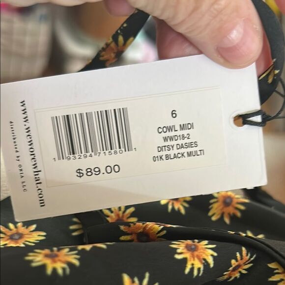 NEW WeWoreWhat cowl midi disty daisies Sundress size 6 - Picture 3 of 7